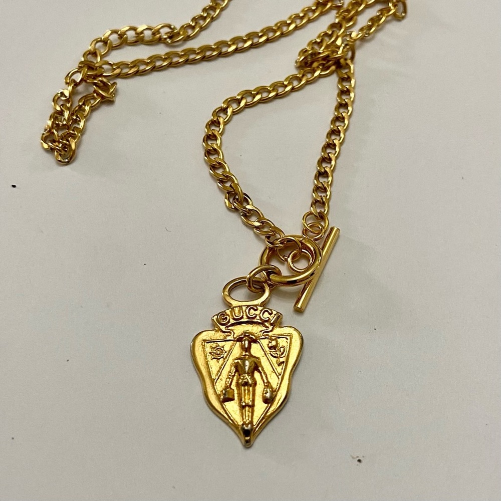 Vintage Authentic Gucci, 18in Gold Plated Charm Necklace - Picture 8 of 10